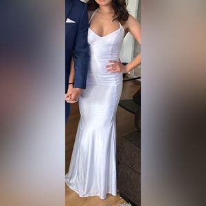 White Jessica Angel 774 dress with Rhinestones Size SMALL JA774 Wedding Dress